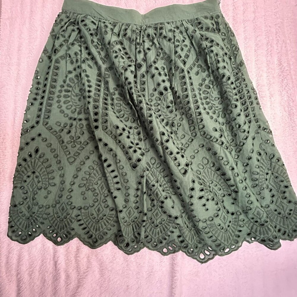 Loft Women's Eyelet High Rise Scalloped Hem Casual A-Line Mini Skirt Green 6 NEW
